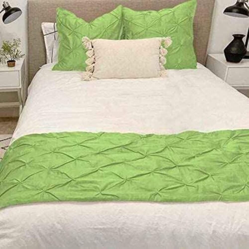 Sage pinch pleated bed scarf fade-resistant